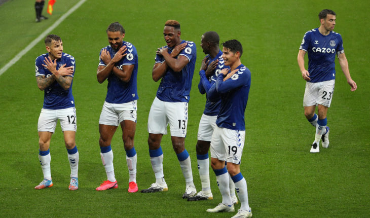 predicted everton lineup vs manchester united
